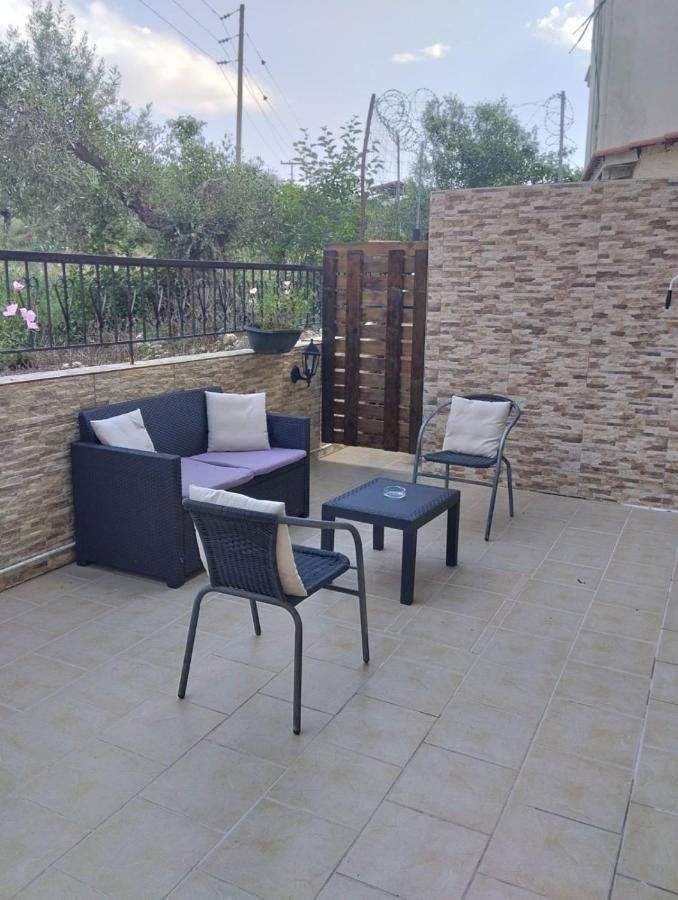 Katerina Apartments Kalamata Exterior foto